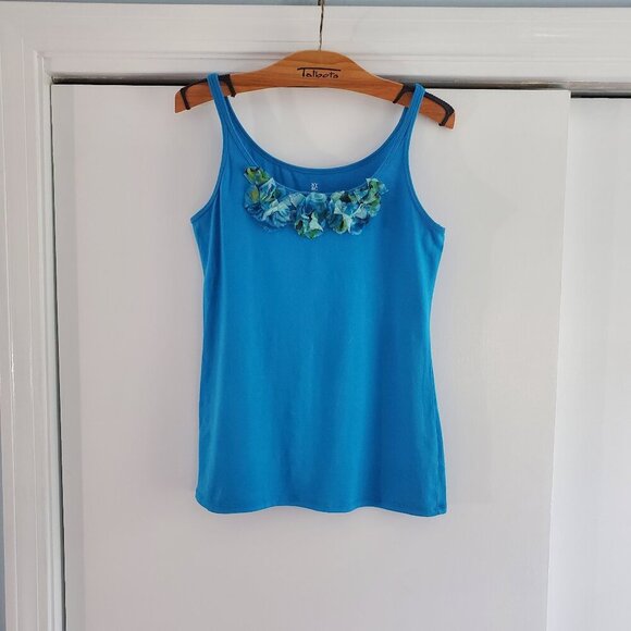 New York & Company Blue Floral Medium Fitted Tank Top - Picture 1 of 6